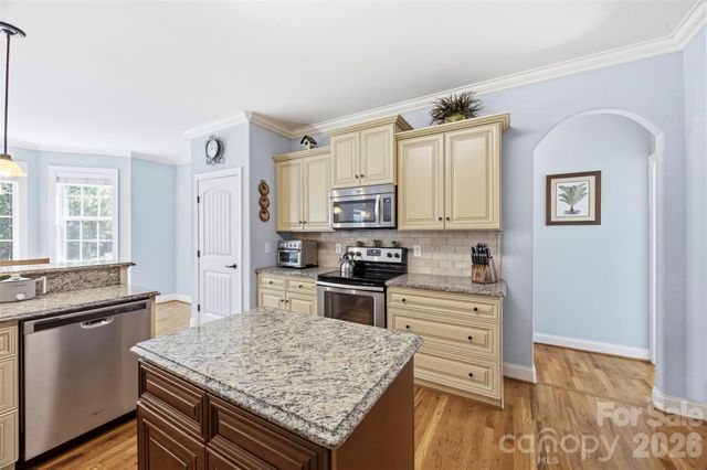 122 Idlewild Road, Advance, NC 27006