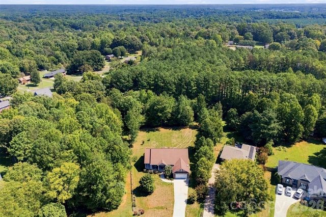 122 Idlewild Road, Advance, NC 27006