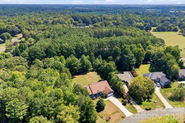 122 Idlewild Road, Advance, NC 27006