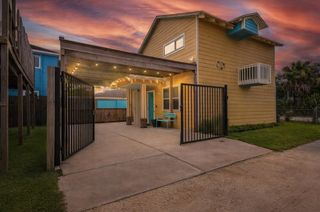 1315 40th Street, Galveston, TX 77550