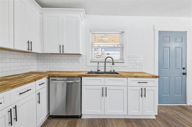 875 Hall Street SE, Atlanta, GA 30318