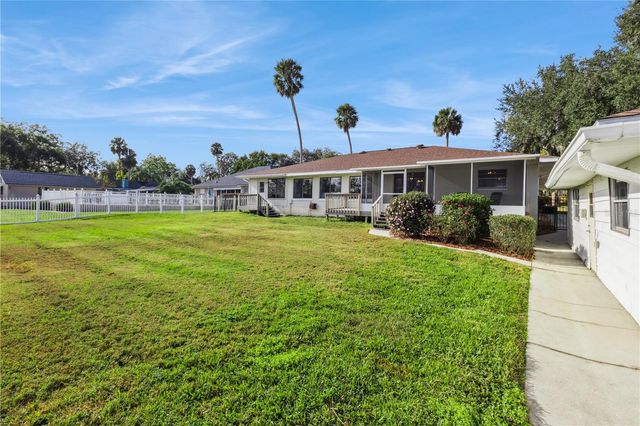 28228 TAMMI DRIVE, Tavares, FL 32778