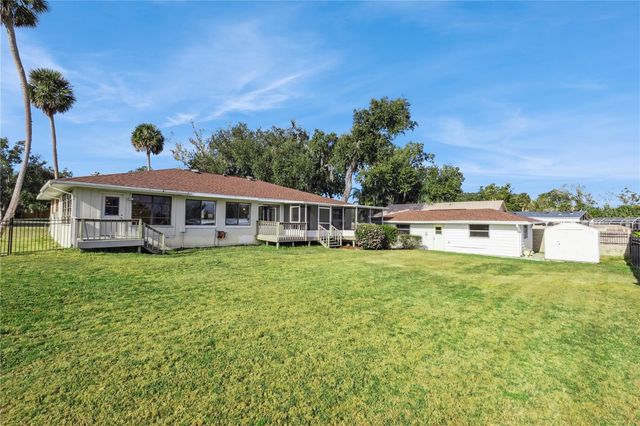 28228 TAMMI DRIVE, Tavares, FL 32778