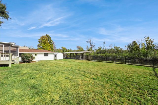 28228 TAMMI DRIVE, Tavares, FL 32778