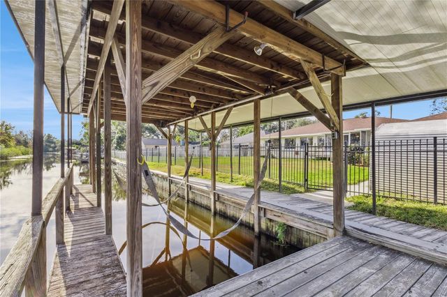 28228 TAMMI DRIVE, Tavares, FL 32778