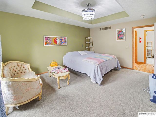 810 Goldenrod Circle, Hickman, NE 68372