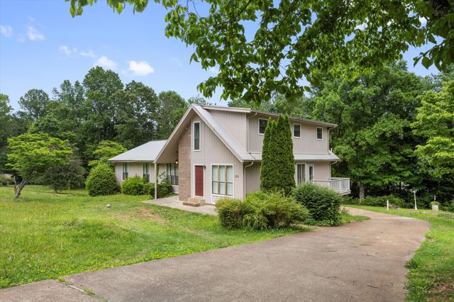 126 Myrtle Lane, Ooltewah, TN 37363