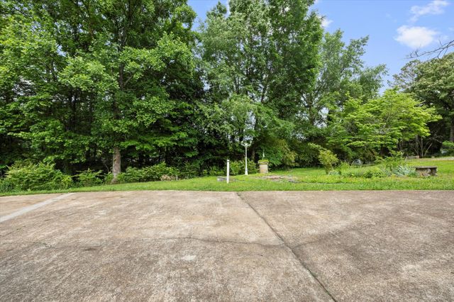 126 Myrtle Lane, Ooltewah, TN 37363