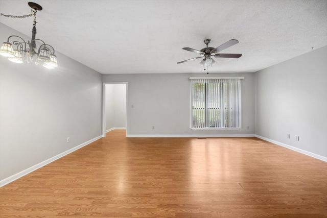 126 Myrtle Lane, Ooltewah, TN 37363