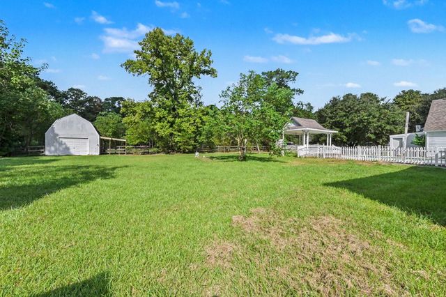 22210 Timber Ridge Drive, Magnolia, TX 77355