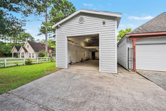 22210 Timber Ridge Drive, Magnolia, TX 77355