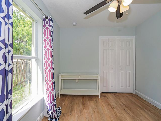 6029 Ridge Lake Circle, Vero Beach, FL 32967