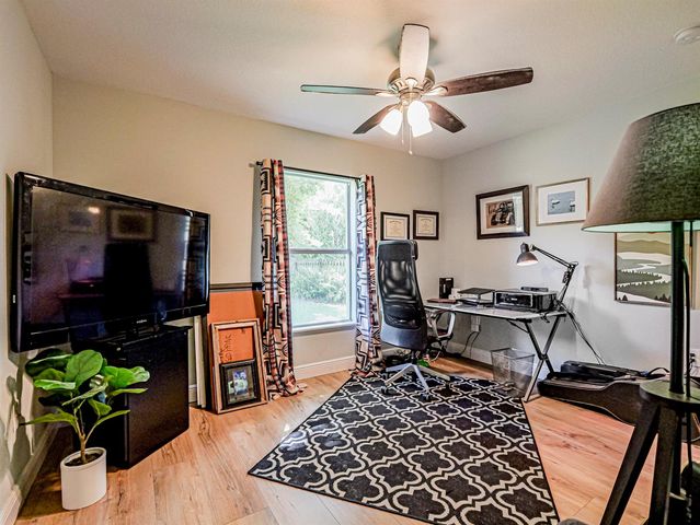6029 Ridge Lake Circle, Vero Beach, FL 32967