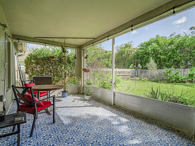 6029 Ridge Lake Circle, Vero Beach, FL 32967