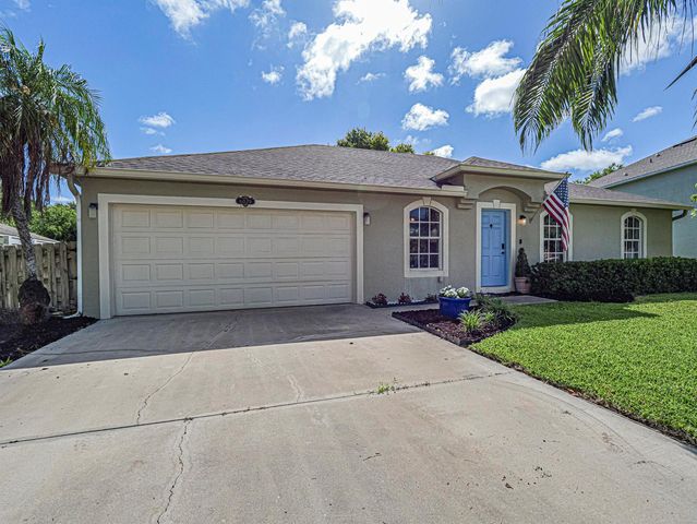 6029 Ridge Lake Circle, Vero Beach, FL 32967