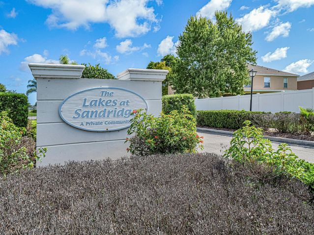 6029 Ridge Lake Circle, Vero Beach, FL 32967