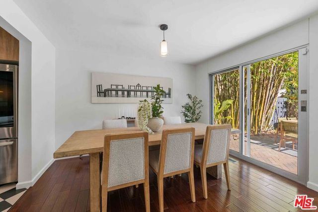 4638 Saltillo Street, Woodland Hills, CA 91364