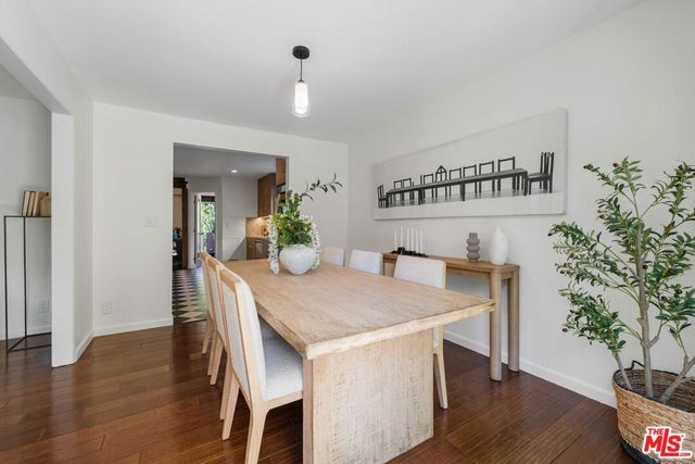 4638 Saltillo Street, Woodland Hills, CA 91364