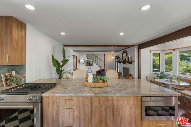 4638 Saltillo Street, Woodland Hills, CA 91364