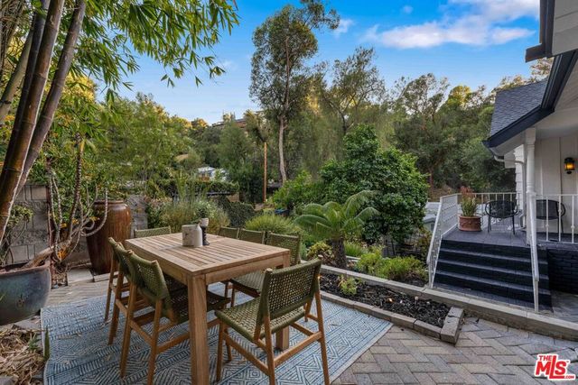 4638 Saltillo Street, Woodland Hills, CA 91364