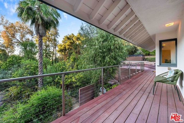 4638 Saltillo Street, Woodland Hills, CA 91364