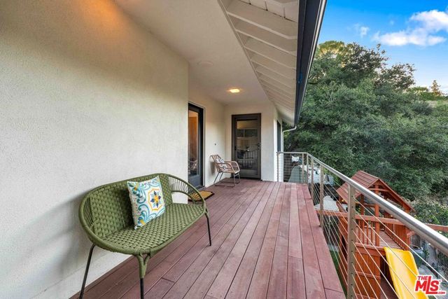 4638 Saltillo Street, Woodland Hills, CA 91364