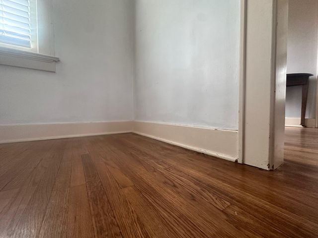 1057 E Stanford Street, Springfield, MO 65807