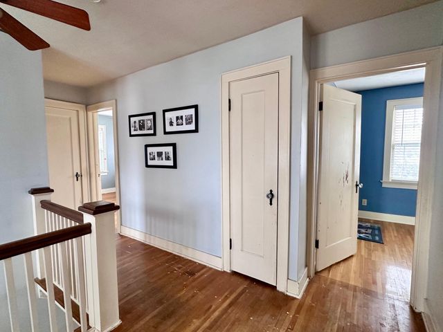 1057 E Stanford Street, Springfield, MO 65807