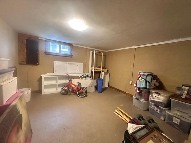 1057 E Stanford Street, Springfield, MO 65807