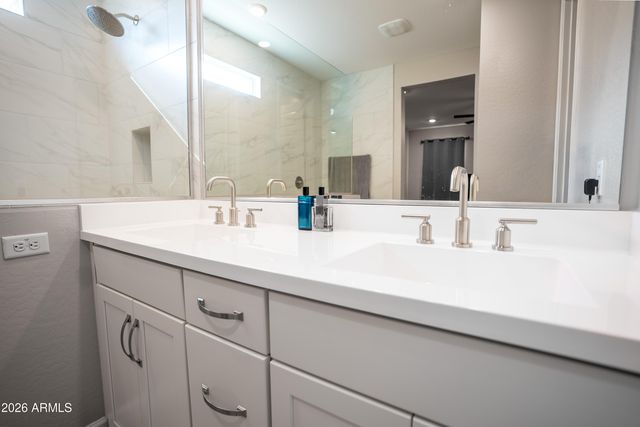 21016 N 58TH Way, Phoenix, AZ 85054