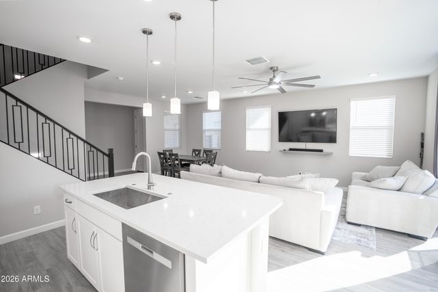21016 N 58TH Way, Phoenix, AZ 85054