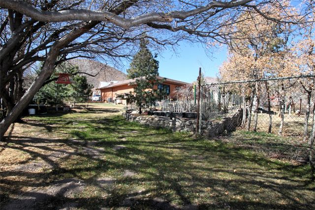 2354 48th Street, Los Alamos, NM 87544