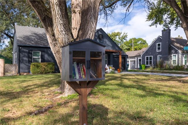 5510 Roe Boulevard, Roeland Park, KS 66205