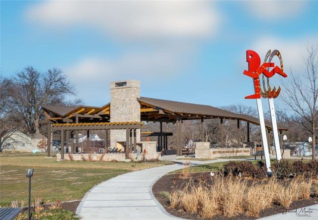 5510 Roe Boulevard, Roeland Park, KS 66205
