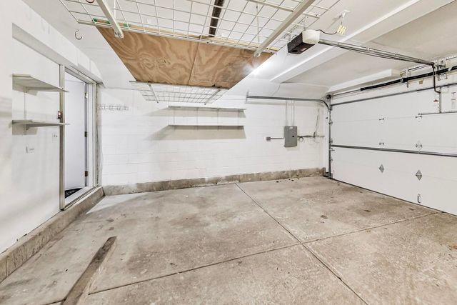 4932 W Lawrence Avenue J, Chicago, IL 60630
