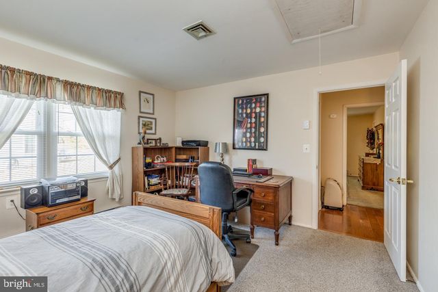 7 CAMBRIDGE CT, Southampton, NJ 08088