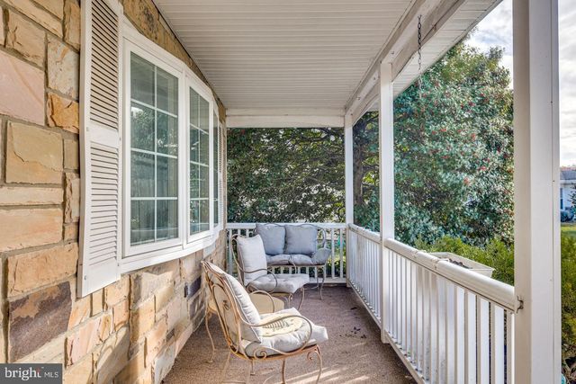 7 CAMBRIDGE CT, Southampton, NJ 08088