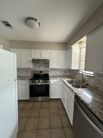1144 Suburban Street 1146, Cedar Hill, TX 75104