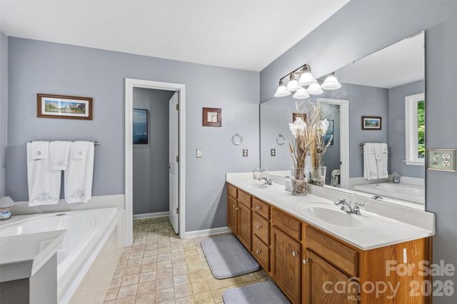 7453 Mountain Ridge Drive, Stanley, NC 28164