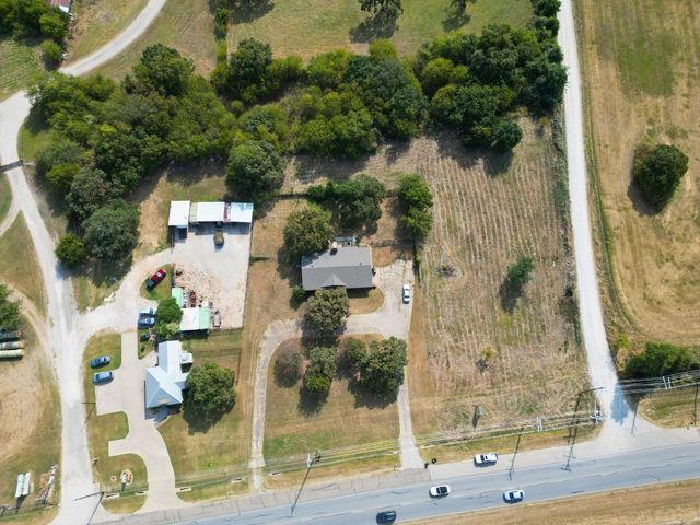 2215 SW Wilshire Boulevard, Burleson, TX 76028