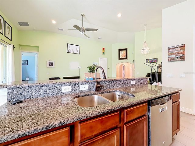 480 BELLISSIMO PLACE, Howey In The Hills, FL 34737