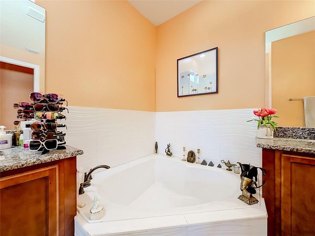 480 BELLISSIMO PLACE, Howey In The Hills, FL 34737