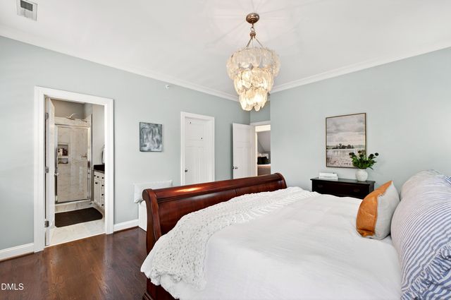 2741 Oberlin Road 101, Raleigh, NC 27608