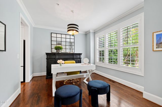 2741 Oberlin Road 101, Raleigh, NC 27608