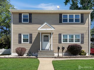 19 Van Buren Avenue, Metuchen, NJ 08840