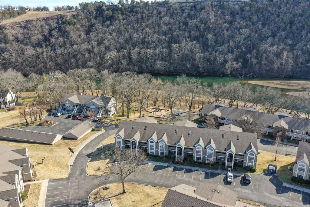 318 Wimbledon Drive 11, Branson, MO 65616