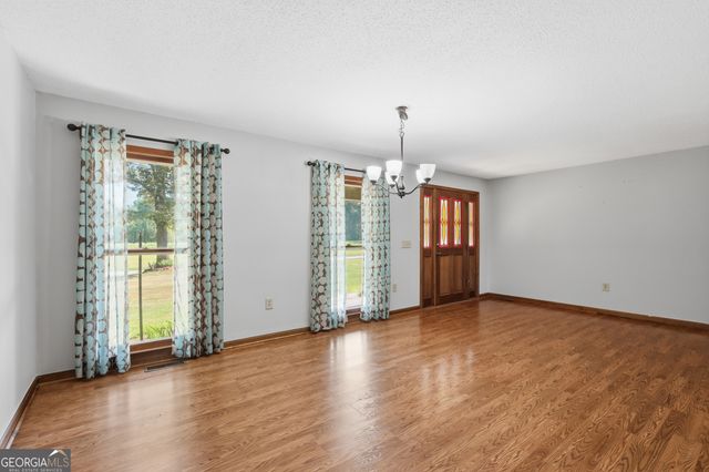 71 Poole Circle, Carnesville, GA 30521