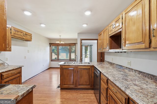 71 Poole Circle, Carnesville, GA 30521