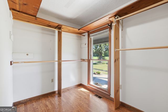 71 Poole Circle, Carnesville, GA 30521