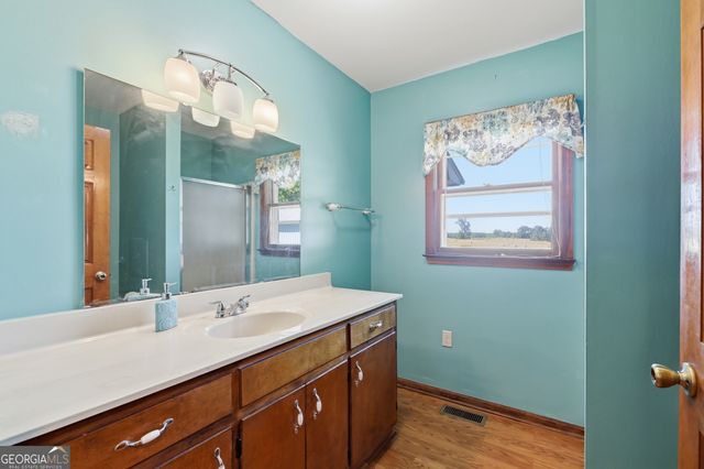 71 Poole Circle, Carnesville, GA 30521